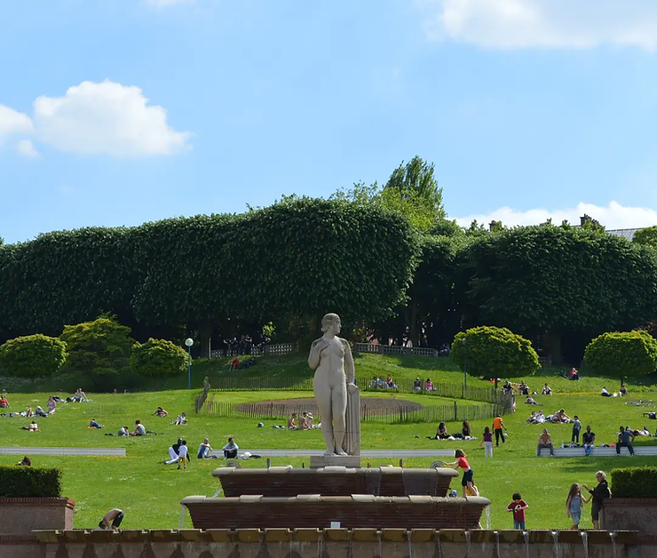 Parque de la Butte du Chapeau Rouge